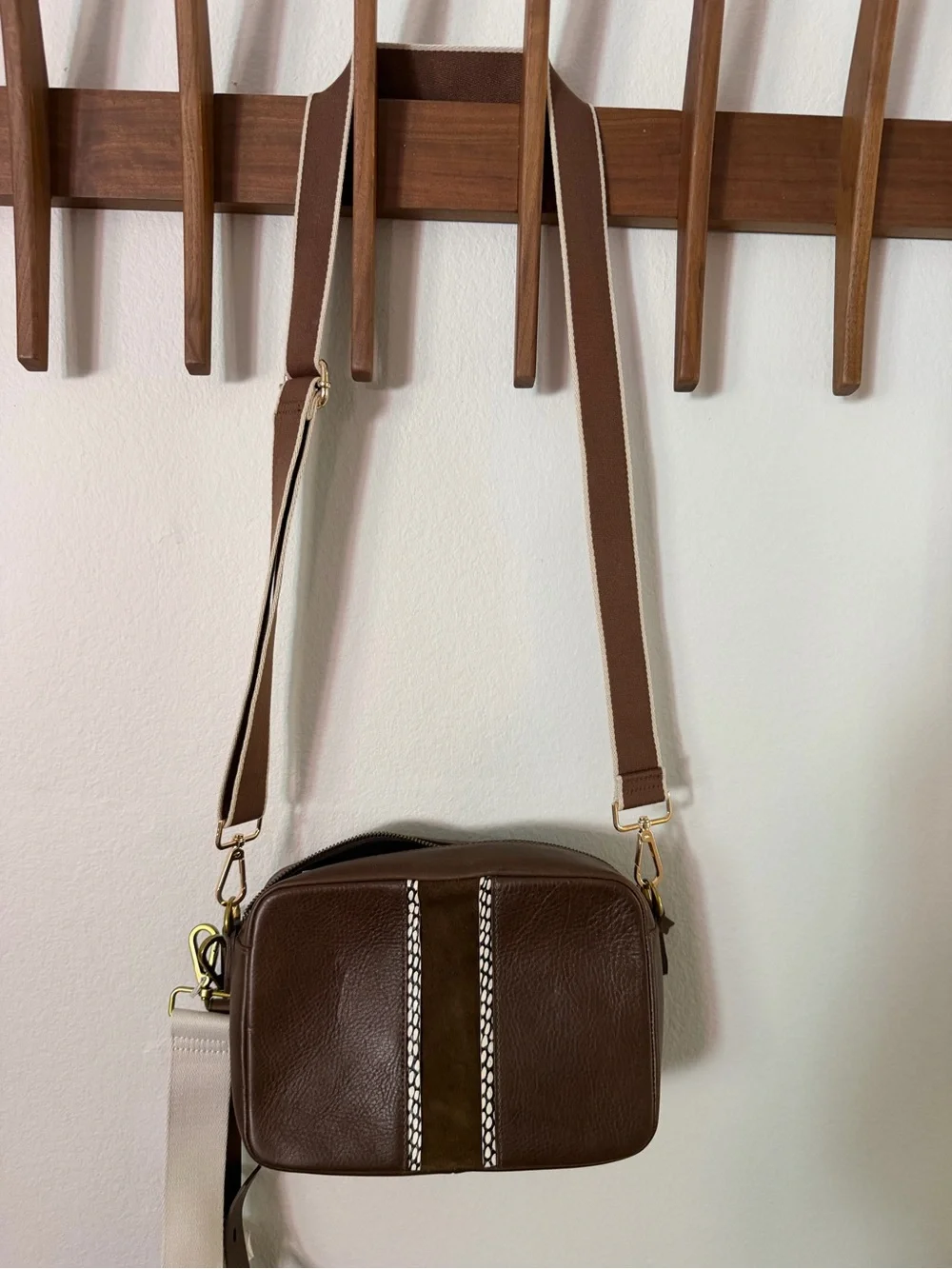 NWT Madewell Transport Brown Leather Crossbody Bag with Center Suede Stripe